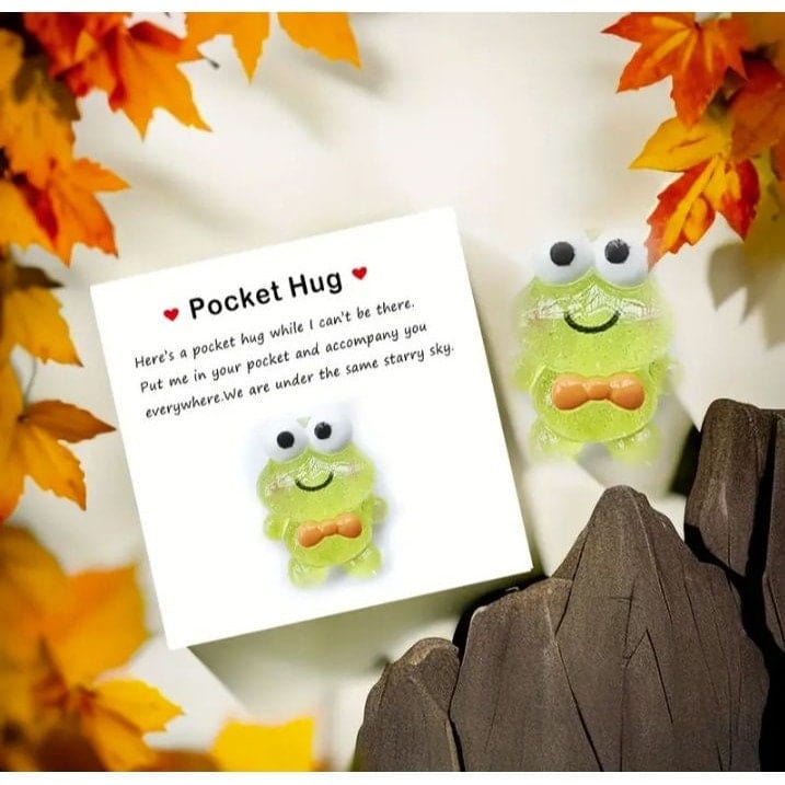 Frog Pocket Hug: Adorable Encouragement and Decor